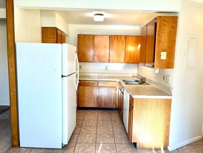 Photo - Great 2 bed 1 bath within 1 mile of CSU!