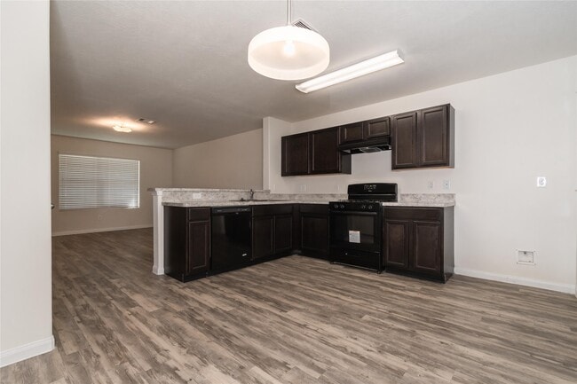 Photo - 5438 Quail Cove Ln