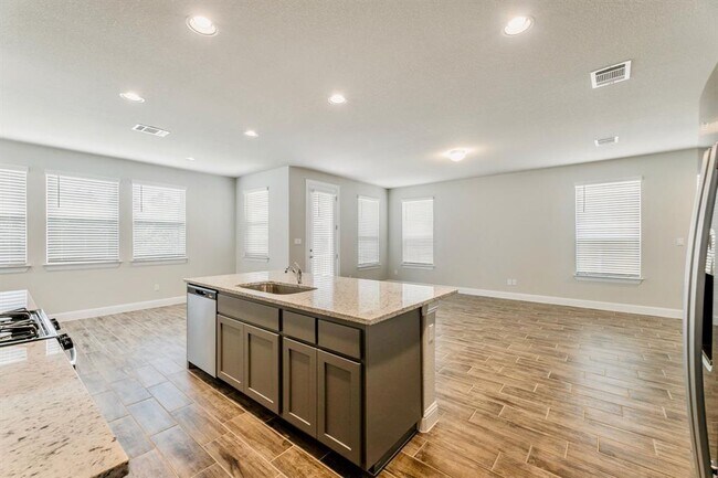 Photo - 157 Riverhill Dr