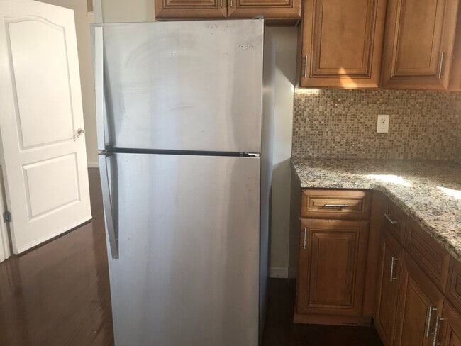 Photo - 529 54th St Unidad 1