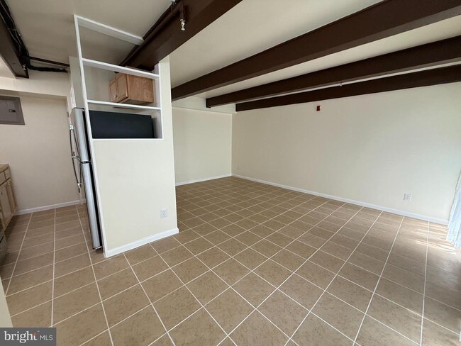 Photo - 7402 18th Ave Unidad 111