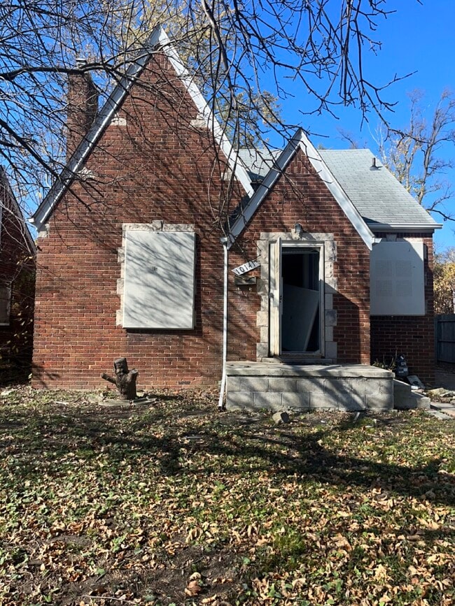 Photo - 10141 Roxbury St