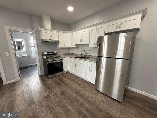 Photo - 1156 Franklin St Unit 2