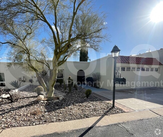 Building Photo - 6100 N Oracle Rd Rental