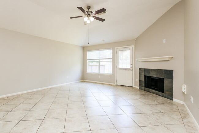 Photo - 2447 Halstead Dr