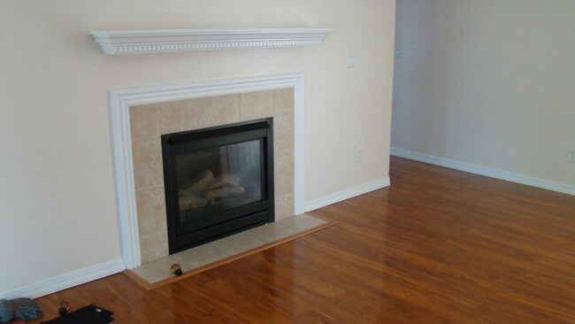 Photo - 1507 Anny Dr W