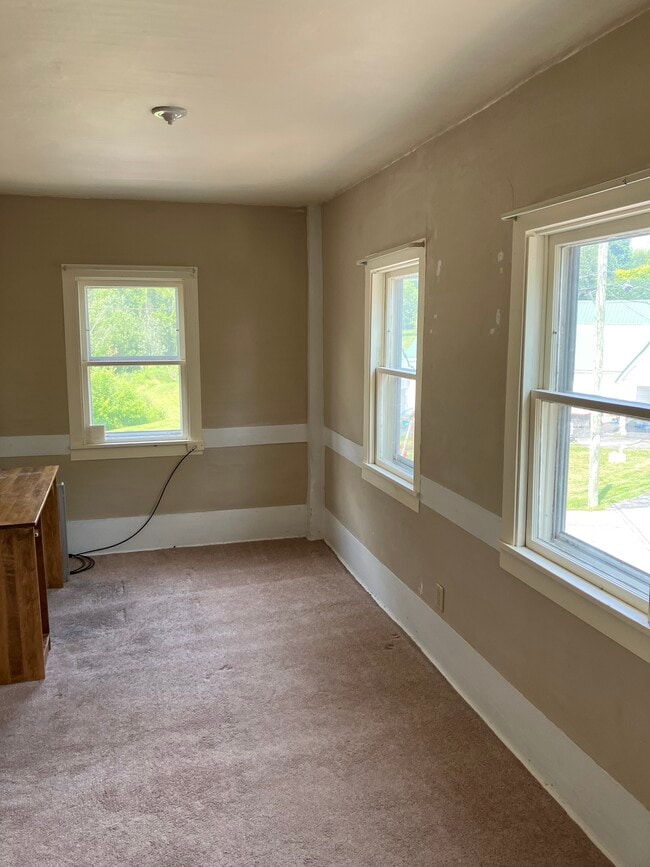 Building Photo - N8129 Franklin Rd Unit N8125 Rental