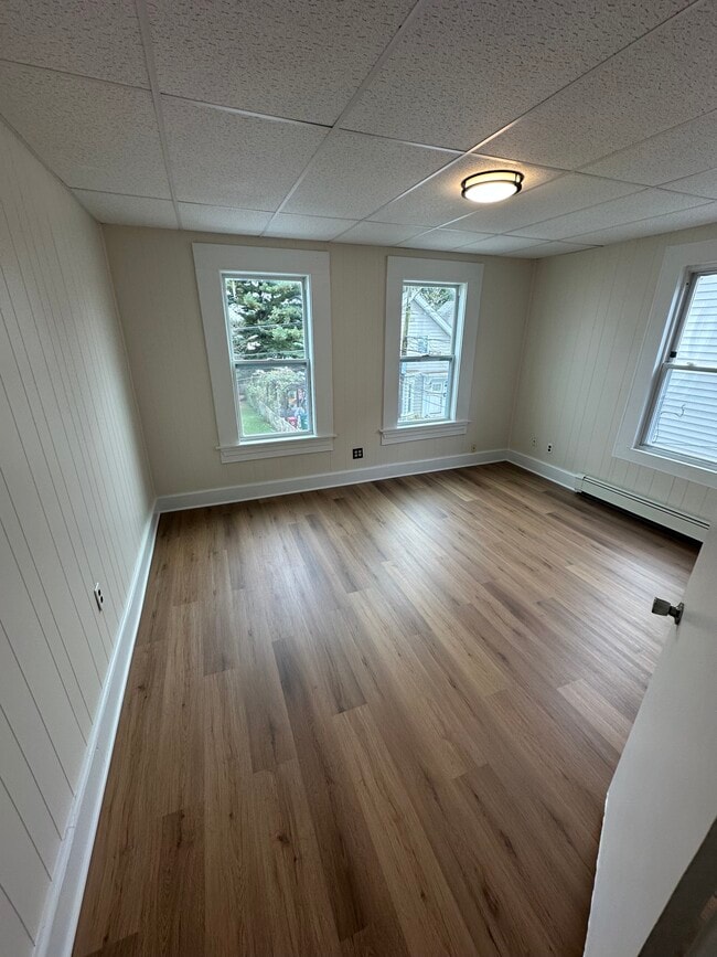 Building Photo - 19 Butterfield St Unit Second floor