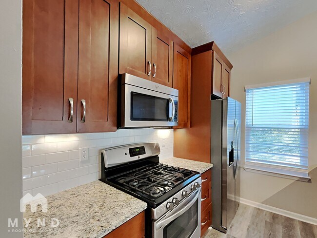 Photo - 5491 La Fleur Trail