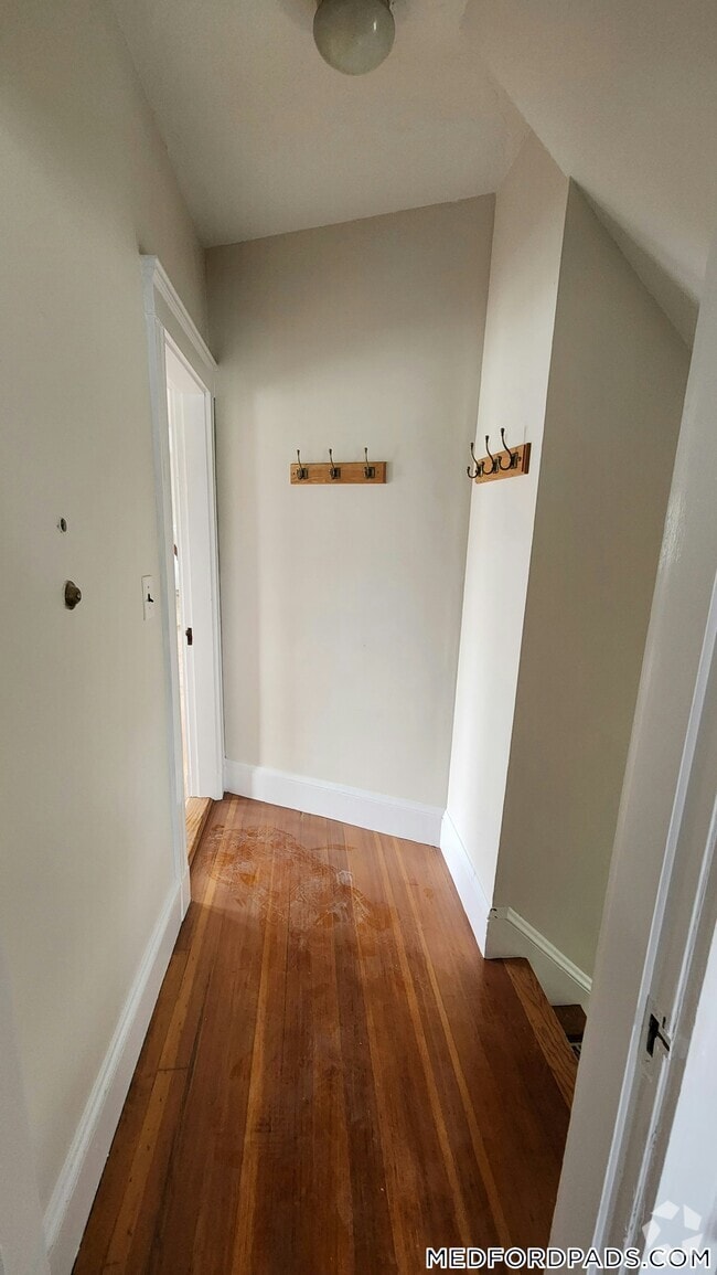 Building Photo - 12 Eliot St Rental