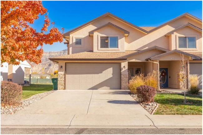 Building Photo - 829 Montclair Dr