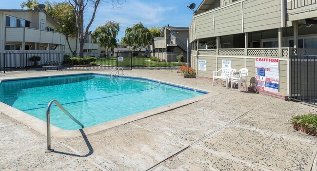 Photo - 4091 Park Center Ln Unidad A