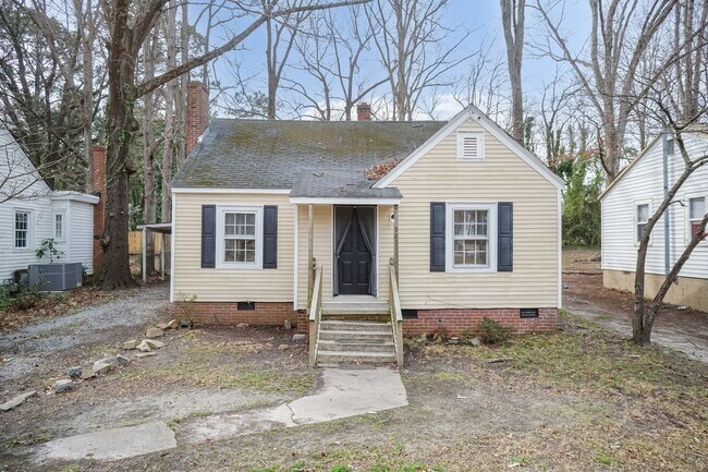 3 Bed/2 Bath with a great back yard! - 3 Bed/2 Bath with a great back yard! Casa