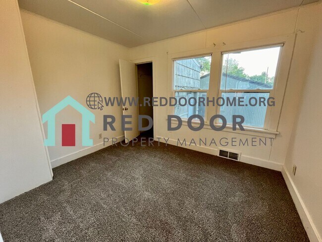 Photo - 1425 6th Ave S Unit A