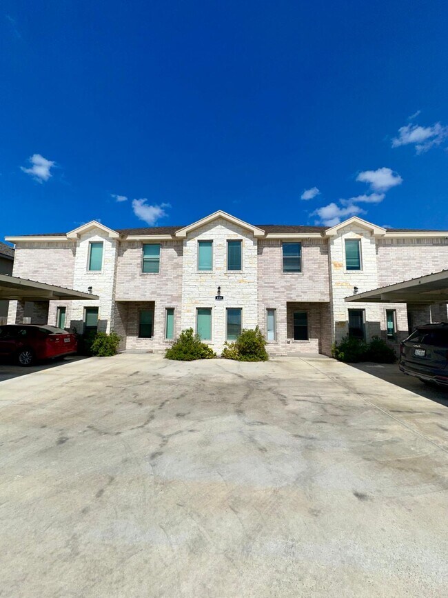 508 Newport Ave Unit 2