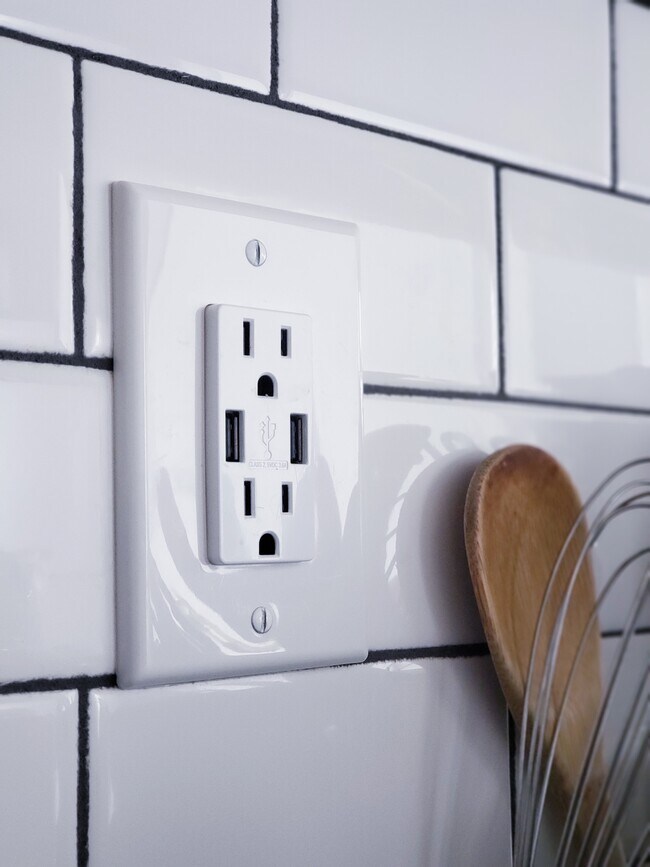 USB Charging Ports - 2439A S Austin St Unit Upper