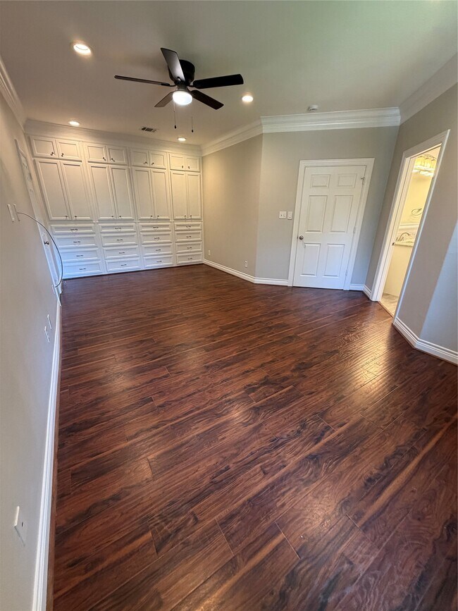 Photo - 1523 Glen Oaks Dr