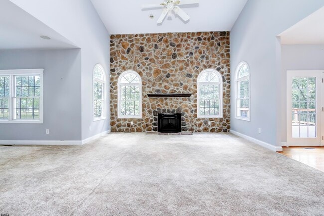 Photo - 113 Lighthouse Ln