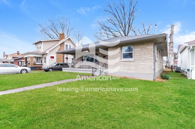 Photo - 3507 Grand Ave