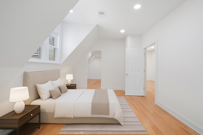 Photo - 2617 W Fullerton Ave