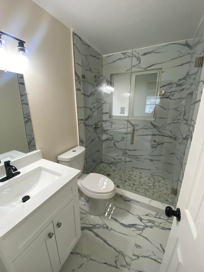 Photo - 338 Walton Blvd