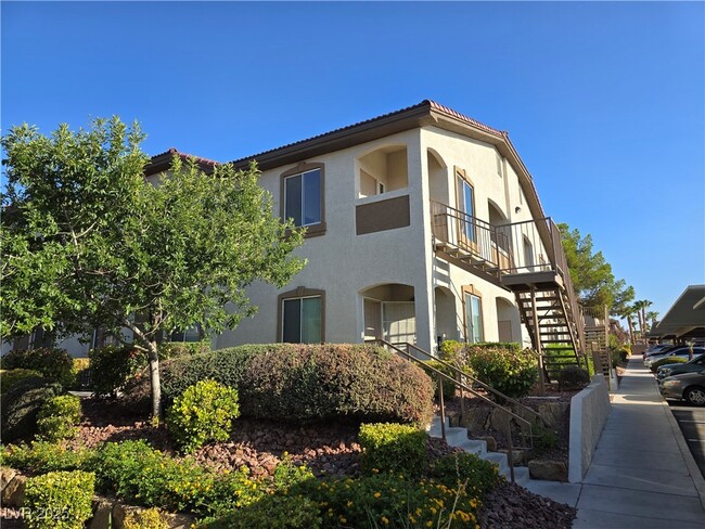 Photo - 2305 W Horizon Ridge Pkwy Condo Unit 523