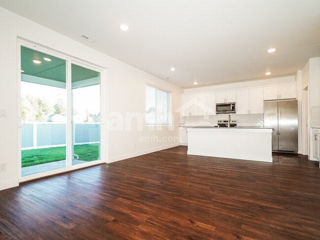 Photo - 7632 Verona Lp SW