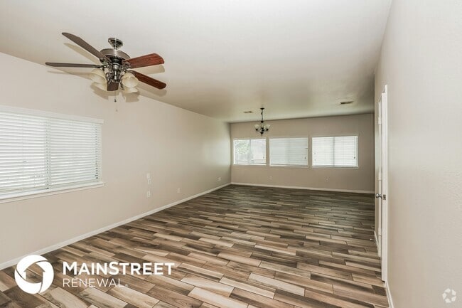 Building Photo - 6127 Settlers Lake Cir E Rental