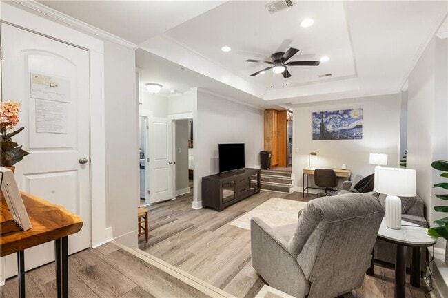 Photo - 71 17th St NE