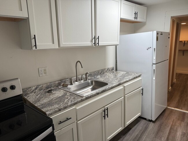 Building Photo - nre508 Unit 508