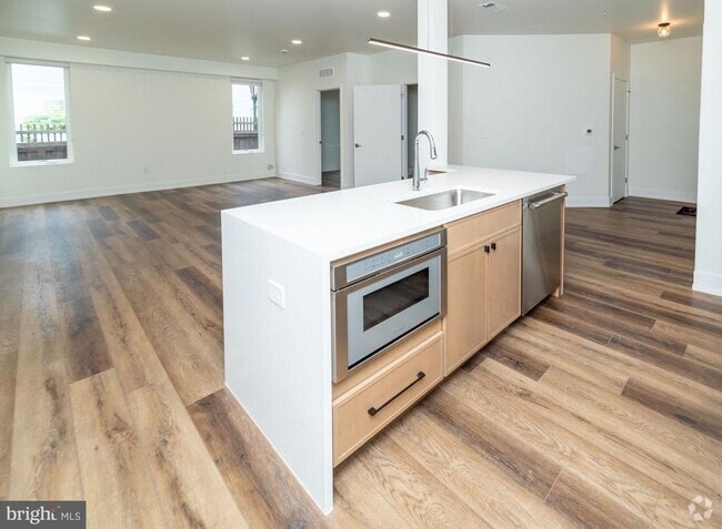 Building Photo - 19 Lincoln Ct Unit 103 Rental
