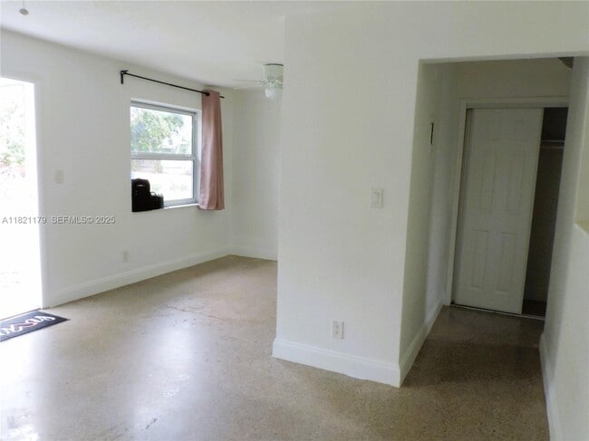 Photo - 111 Charley Ave Unit 3