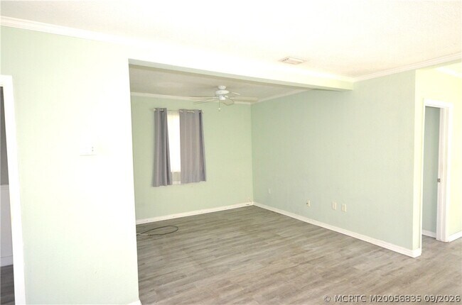 Photo - 649 SW Cleveland Ave