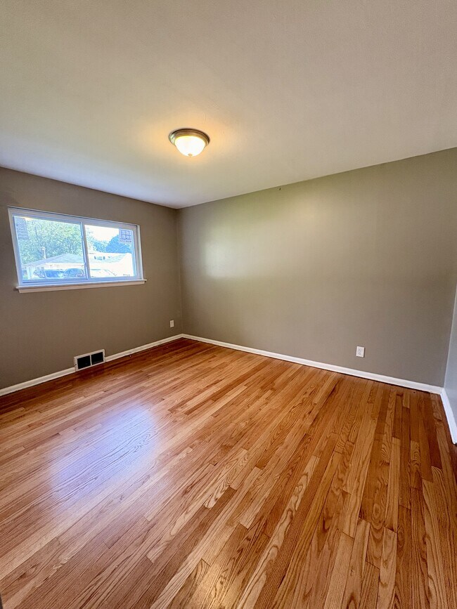 Photo - 9510 W Capitol Dr Unit 1