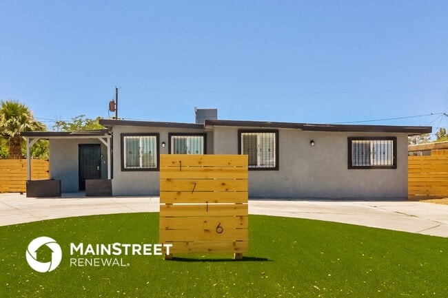 Photo - 1716 Euclid Ave