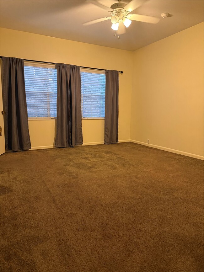 Photo - 7933 Woodway Dr Unidad 6