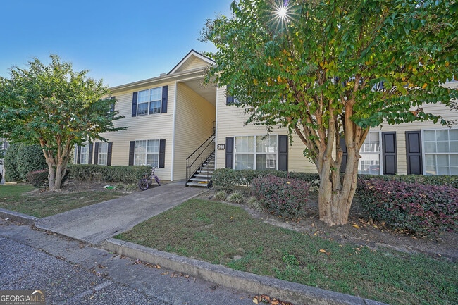 Photo - 703 Stonehaven Cir