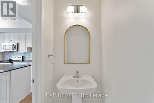 Photo - 32 Fieldway Rd