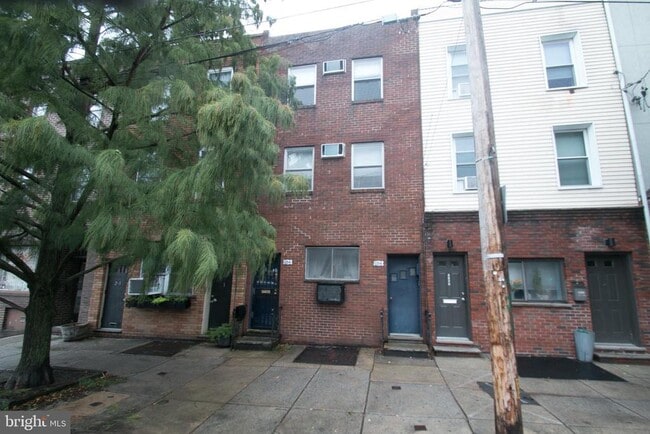 Photo - 1154 S 11th St Apartment Unit 3