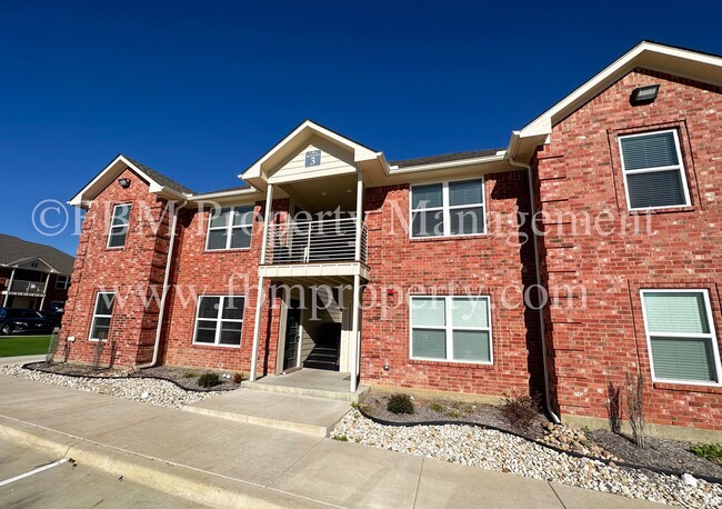 Building Photo - Hidden Creek Townhomes, Unit 311