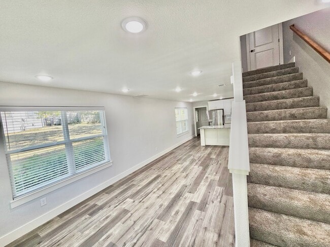 Photo - 222 W Bond St Unidad 222