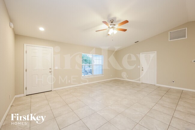 Photo - 6193 Seaport St