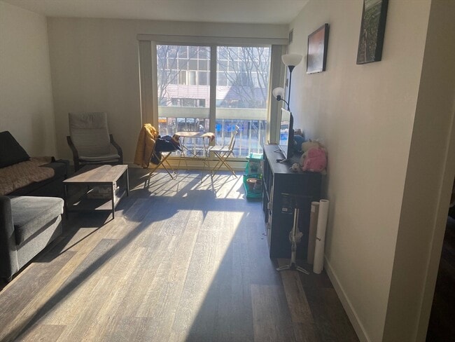 Photo - 950 Massachusetts Ave Unit 302
