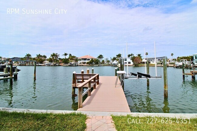 Photo - 10128 Yacht Club Dr