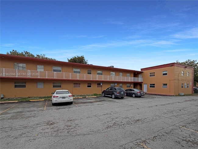 Photo - 1245 W 24th St Unit 108