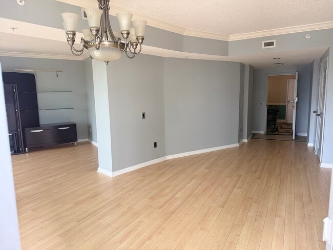 Entry,dining room.living room