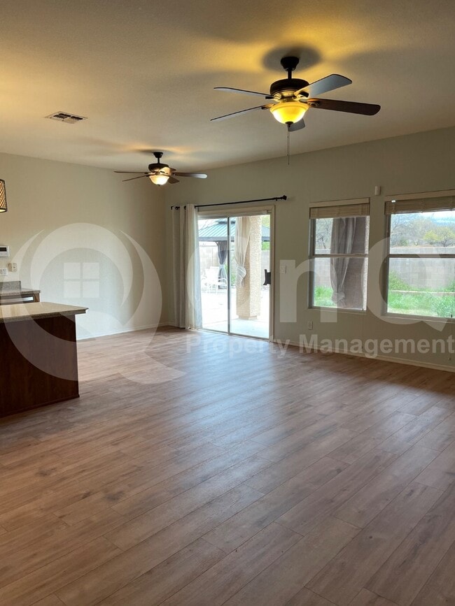 Photo - 10486 E Marquette St