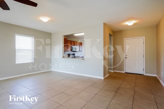 Photo - 608 NW 11th St