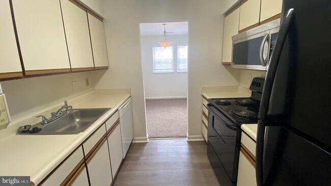 Photo - 8601 Falls Run Rd Unit I