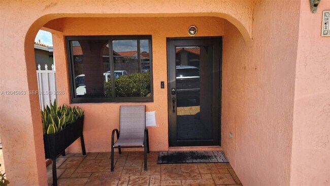 Photo - 2588 W 64th St